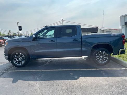 Used 2024 Chevrolet Silverado 1500 LT AWD/4WD image 5