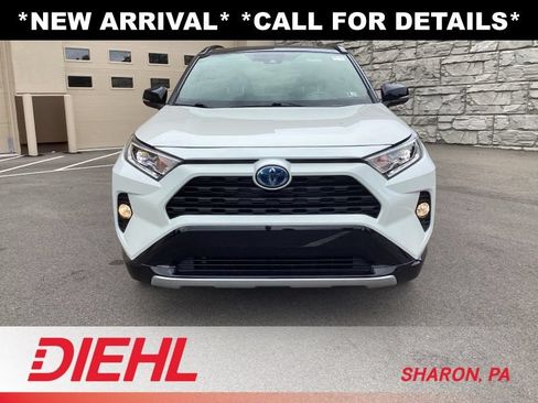 Used 2020 Toyota RAV4 XSE w/ Carpet Mat Package AWD/4WD image 2