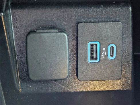 Used 2023 Ford Explorer ST-Line w/ Class IV Trailer Tow Package image 16