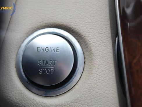 Used 2015 Mercedes-Benz C 300 C 300 Sedan 4D w/ Premium 1 Package image 25