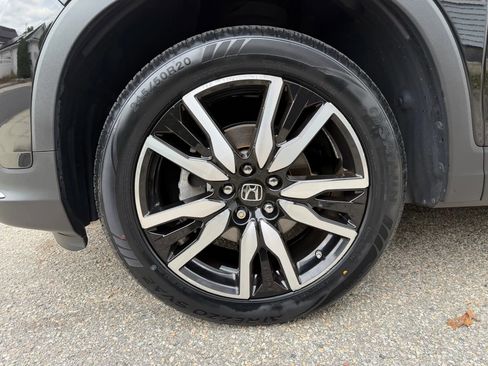 Used 2020 Honda Pilot Touring image 8