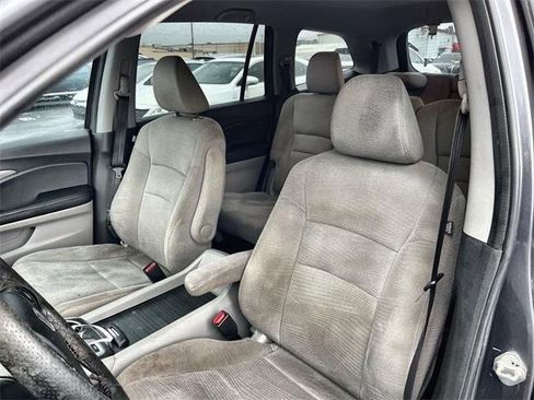 Used 2017 Honda Pilot EX image 20