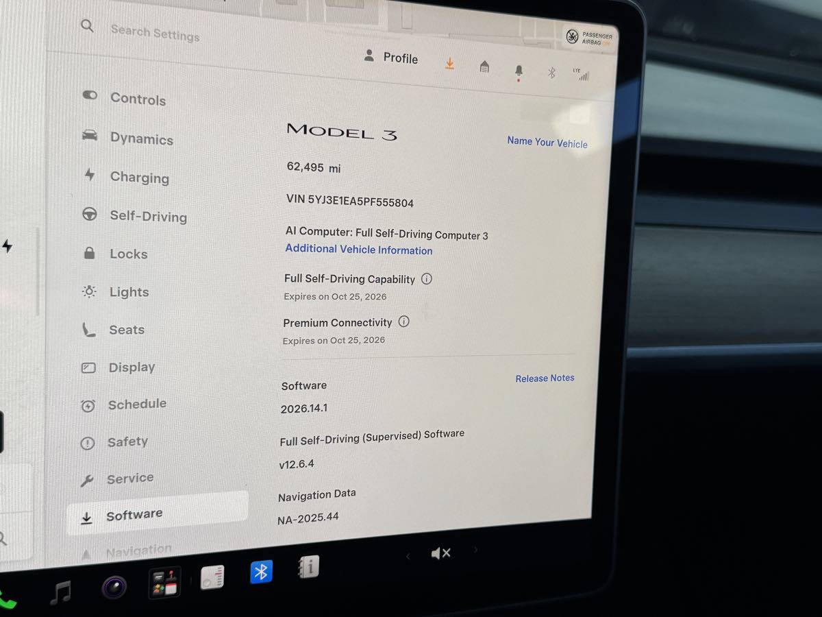 Used 2023 Tesla Model 3 Standard Range RWD image 32