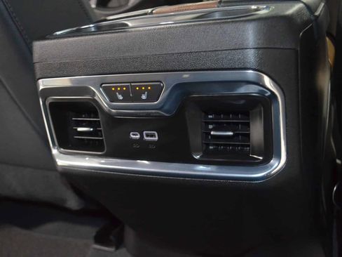 Used 2024 Chevrolet Silverado 1500 High Country AWD/4WD image 19