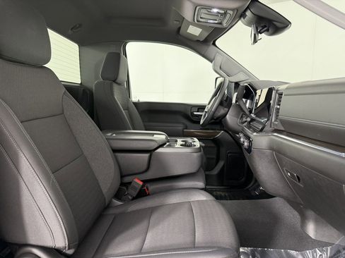 Used 2024 Chevrolet Silverado 2500 LT w/ Convenience Package image 10