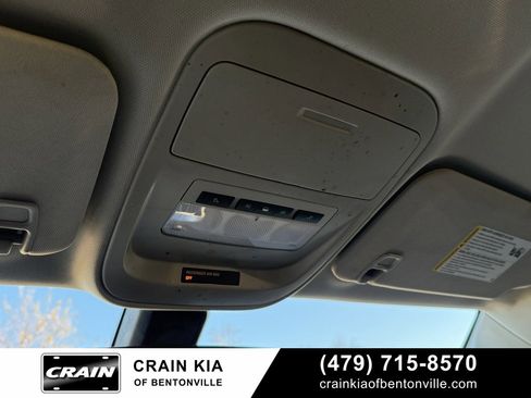 Used 2022 Chevrolet Colorado LT w/ LT Convenience Package image 21