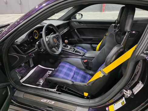 Used 2022 Porsche 911 GT3 RWD image 41