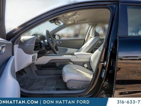 Used 2023 Hyundai Ioniq 6 SEL image 5