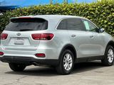 Used 2020 Kia Sorento L image 4