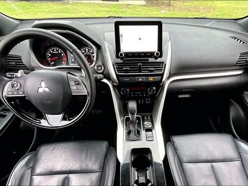Used 2023 Mitsubishi Eclipse Cross SE image 15
