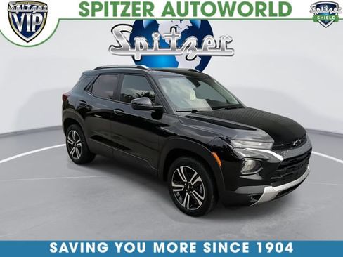 Used 2023 Chevrolet TrailBlazer LT w/ Convenience Package AWD/4WD image 2