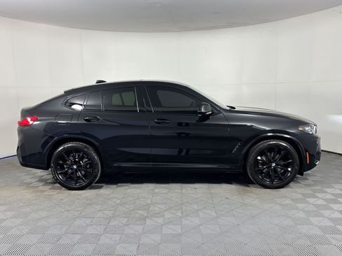 Used 2023 BMW X4 xDrive30i w/ M Sport Package AWD/4WD image 8