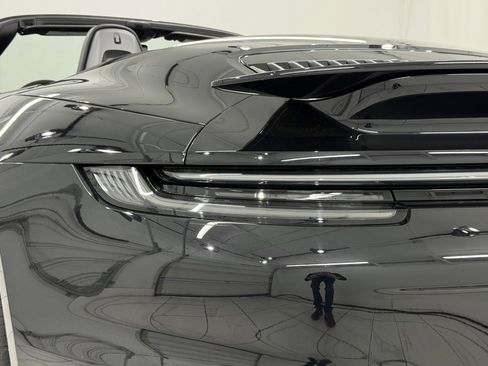 Certified 2022 Porsche 911 Turbo image 21