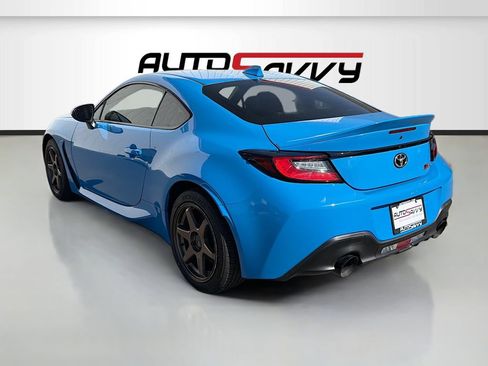 Used 2023 Toyota GR86 Premium w/ ALL Weather Mat Package (TMS) RWD image 5