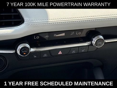 Used 2022 MAZDA MAZDA3 s FWD image 22