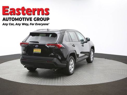 Used 2021 Toyota RAV4 LE image 38