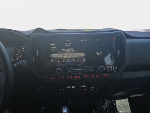Used 2025 Nissan Frontier PRO-4X AWD/4WD image 20