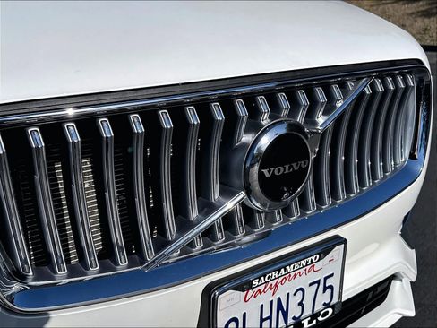 Used 2024 Volvo XC90 T8 Ultimate w/ Protection Package Premier AWD/4WD image 34