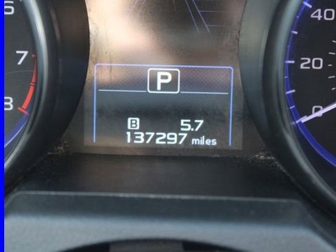 Used 2019 Subaru Outback 3.6R Touring AWD/4WD image 34