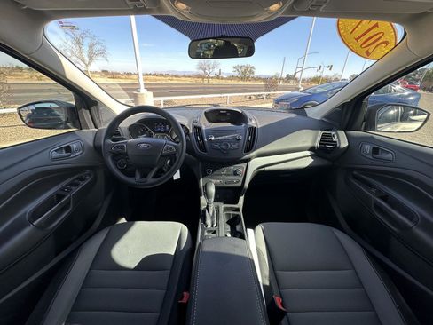 Used 2017 Ford Escape S image 23
