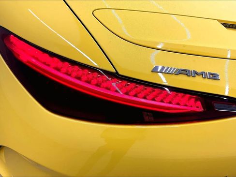 Used 2022 Mercedes-Benz SL 55 AMG 4MATIC image 29