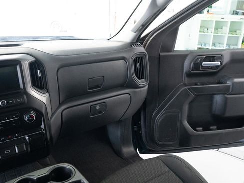 Used 2020 Chevrolet Silverado 1500 Custom w/ Custom Value Package AWD/4WD image 24