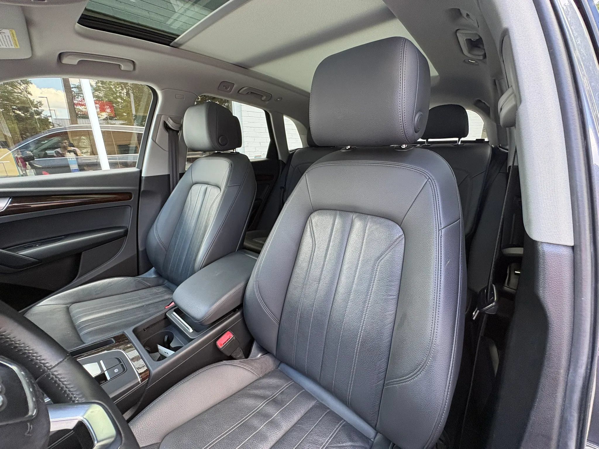 Used 2019 Audi Q5 2.0T Premium w/ Convenience Package AWD/4WD image 27