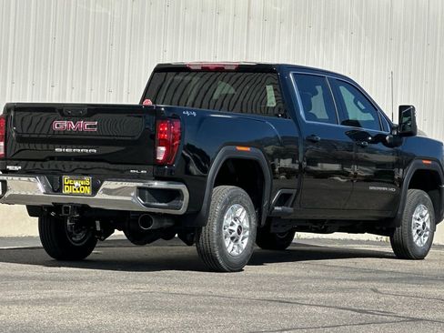New 2026 GMC Sierra 2500 SLE w/ SLE Value Package; AWD/4WD image 5