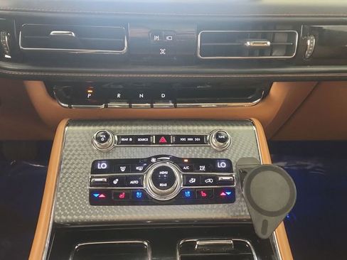 Used 2020 Lincoln Aviator Black Label w/ Dynamic Handling Package image 18