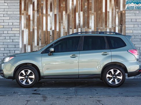 Used 2017 Subaru Forester 2.5i Premium AWD/4WD image 3