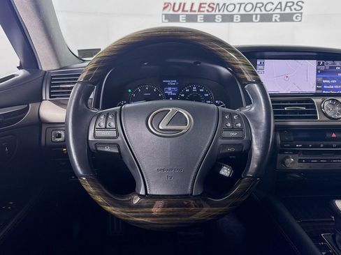 Used 2014 Lexus LS 460 AWD w/ Comfort Package image 11