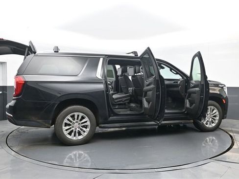 Used 2021 GMC Yukon XL SLT w/ SLT Luxury Plus Package image 57