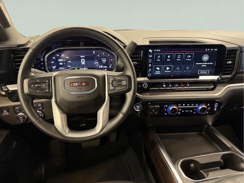 Certified 2024 GMC Sierra 2500 SLT w/ Max Trailering Package AWD/4WD image 35