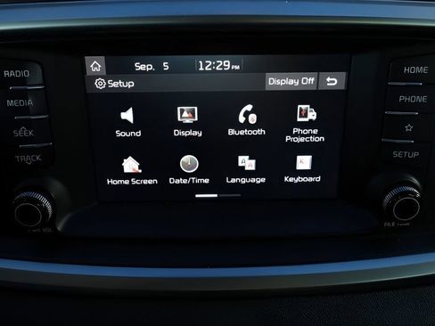 Used 2019 Kia Sorento FWD image 28