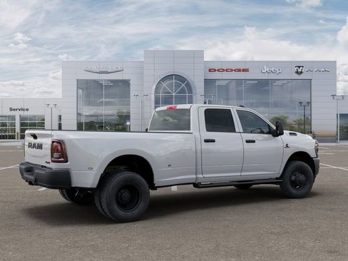 New 2026 RAM 3500 Tradesman image 4