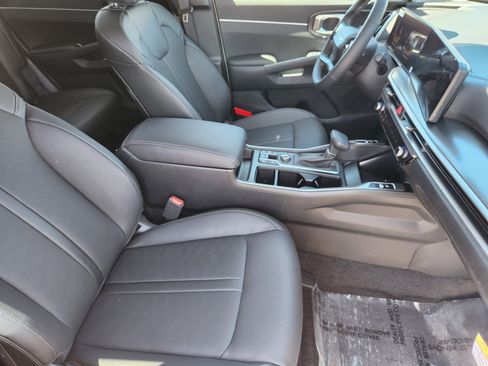 New 2026 Kia Sorento S w/ S Panoramic Sunroof Package AWD/4WD image 13
