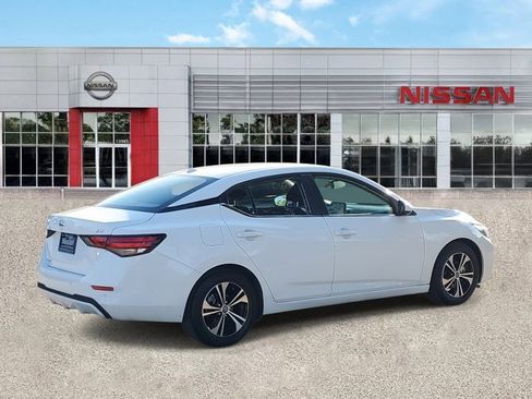 Certified 2022 Nissan Sentra SV w/ Trunk Package image 2