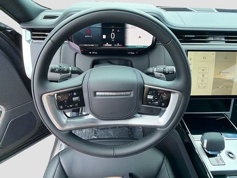 New 2026 Land Rover Range Rover SE AWD/4WD image 40