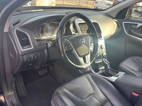Used 2016 Volvo XC60 T6 Platinum image 24