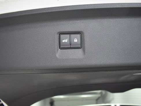 Used 2025 INFINITI QX60 Luxe image 35