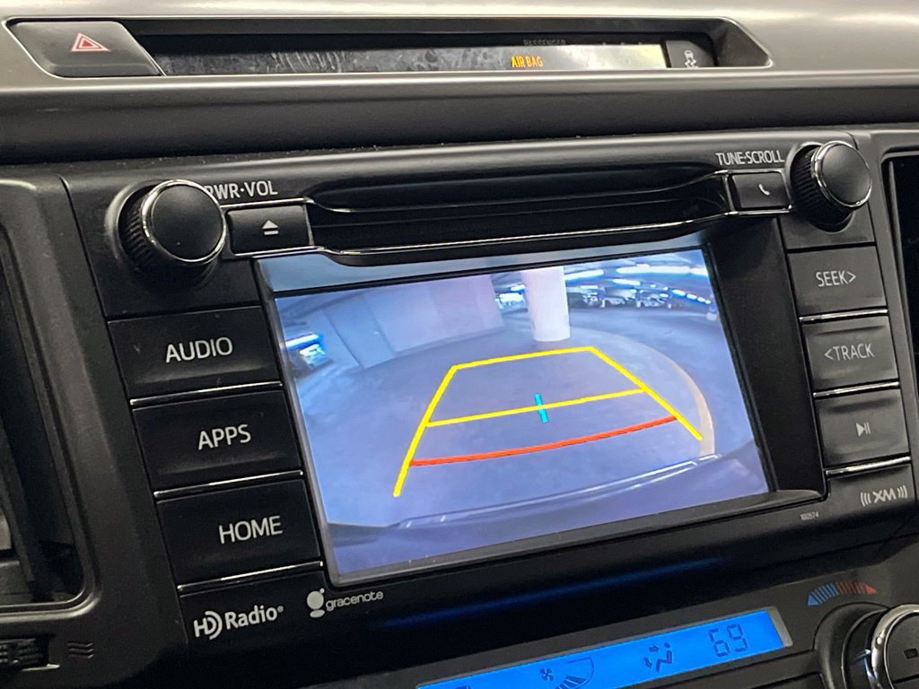 Used 2017 Toyota RAV4 XLE AWD/4WD image 27