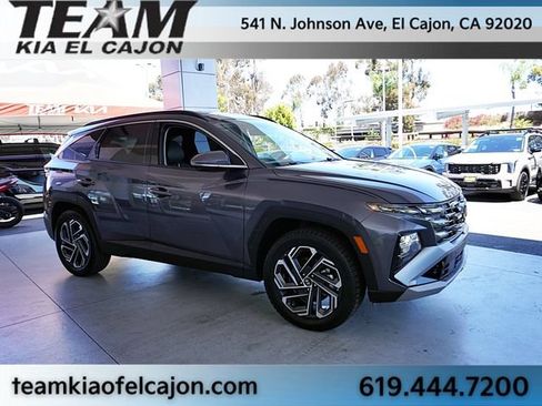 Used 2025 Hyundai Tucson Limited AWD/4WD image 9