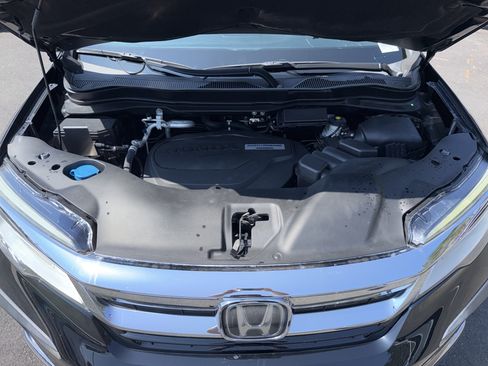 Used 2019 Honda Pilot Elite image 36