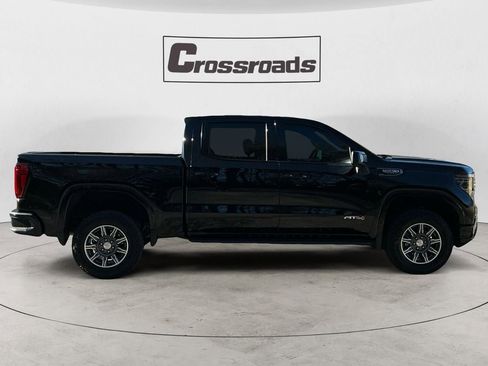 Used 2024 GMC Sierra 1500 AT4 w/ Technology Package image 6