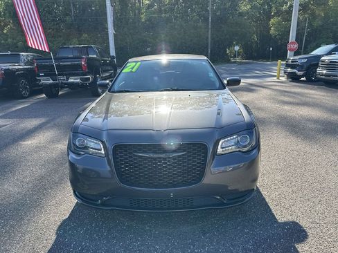 Used 2021 Chrysler 300 Touring w/ Sport Appearance Package RWD image 11
