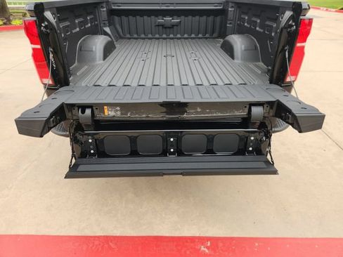 New 2026 Chevrolet Silverado 2500 High Country w/ High Country Premium Package AWD/4WD image 33