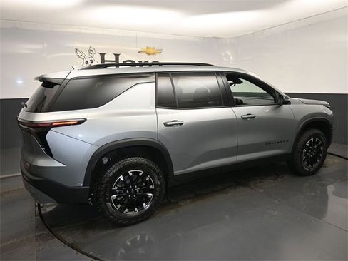 Certified 2024 Chevrolet Traverse Z71 w/ Enhanced Driving Package image 31