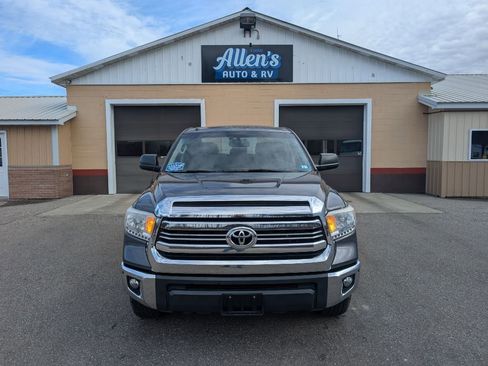 Used 2016 Toyota Tundra SR5 image 2