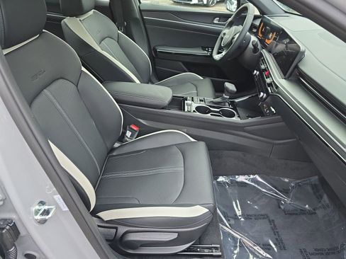 New 2026 Kia K5 GT-Line image 10
