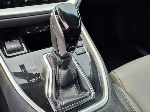 Certified 2022 Subaru Outback Onyx Edition XT w/ Popular Package #2 image 8